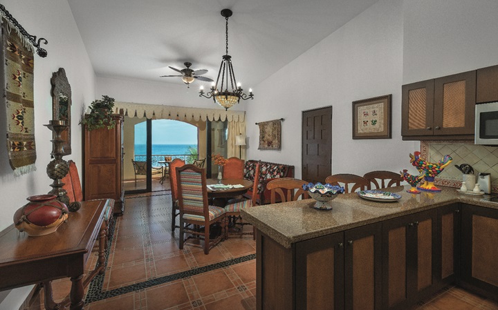 Master one bedroom suite at Hacienda Encantada Resort & Residences